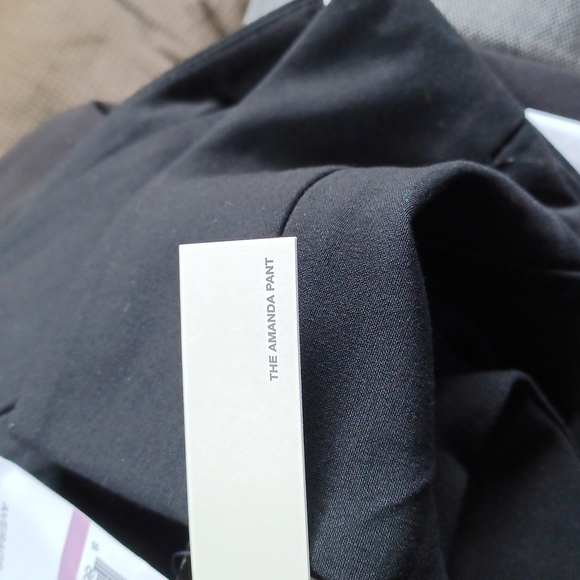 Kenneth Cole Black "Amanda" Pant NEW- Sz. 6 - Picture 6 of 10
